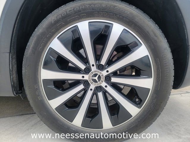 Used 2021 Mercedes-Benz GLB 250 image 32