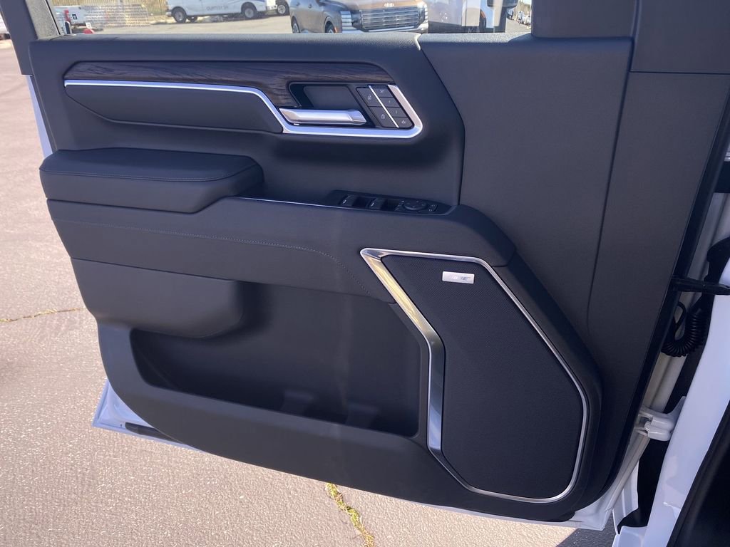 New 2026 GMC Sierra 3500 SLT w/ SLT Convenience Package image 30