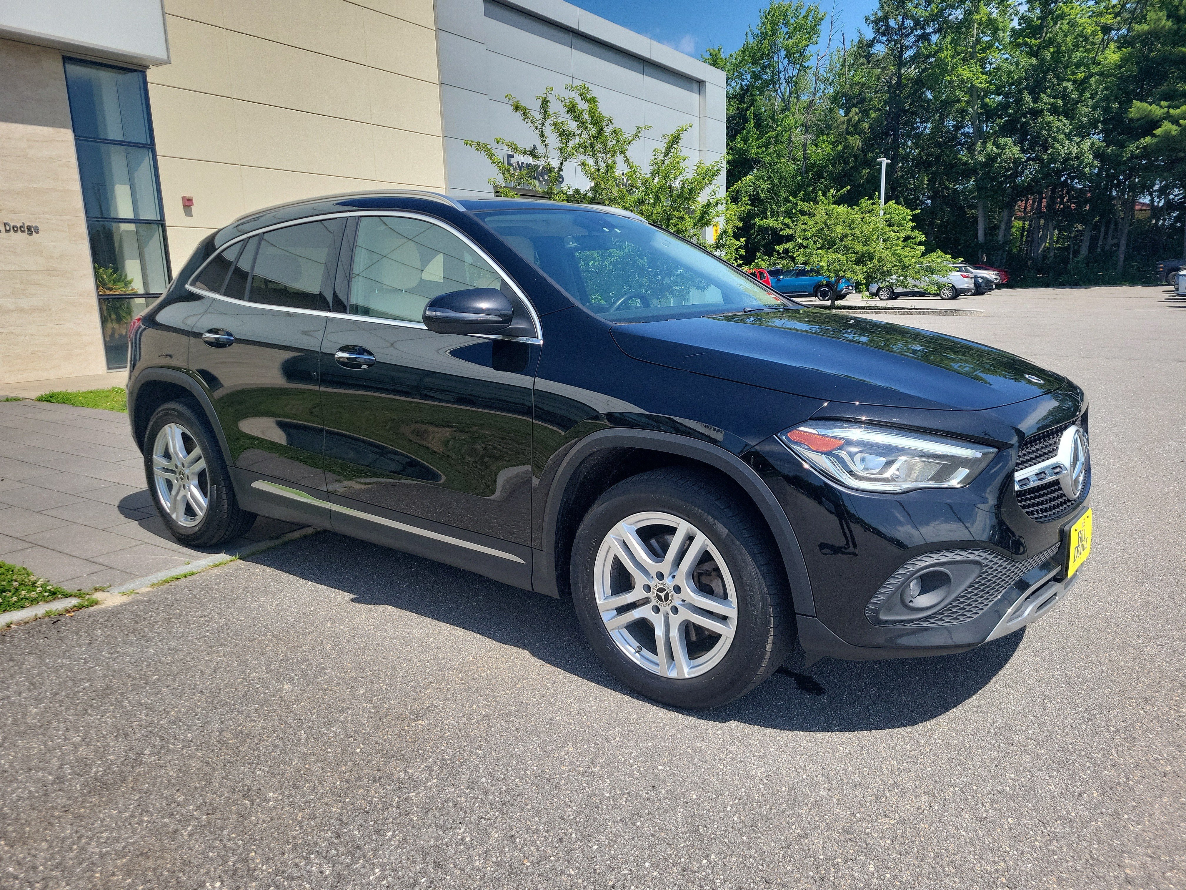 Used 2022 Mercedes-Benz GLA 250 4MATIC image 9