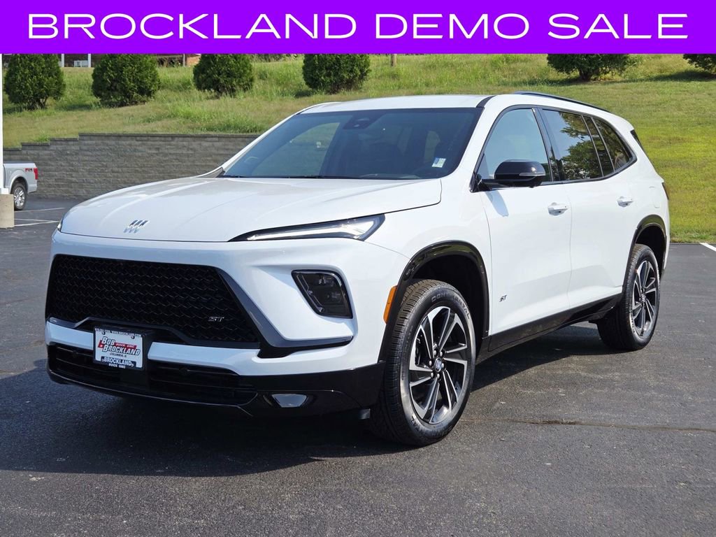 New 2026 Buick Enclave Sport Touring w/ Power Package image 7