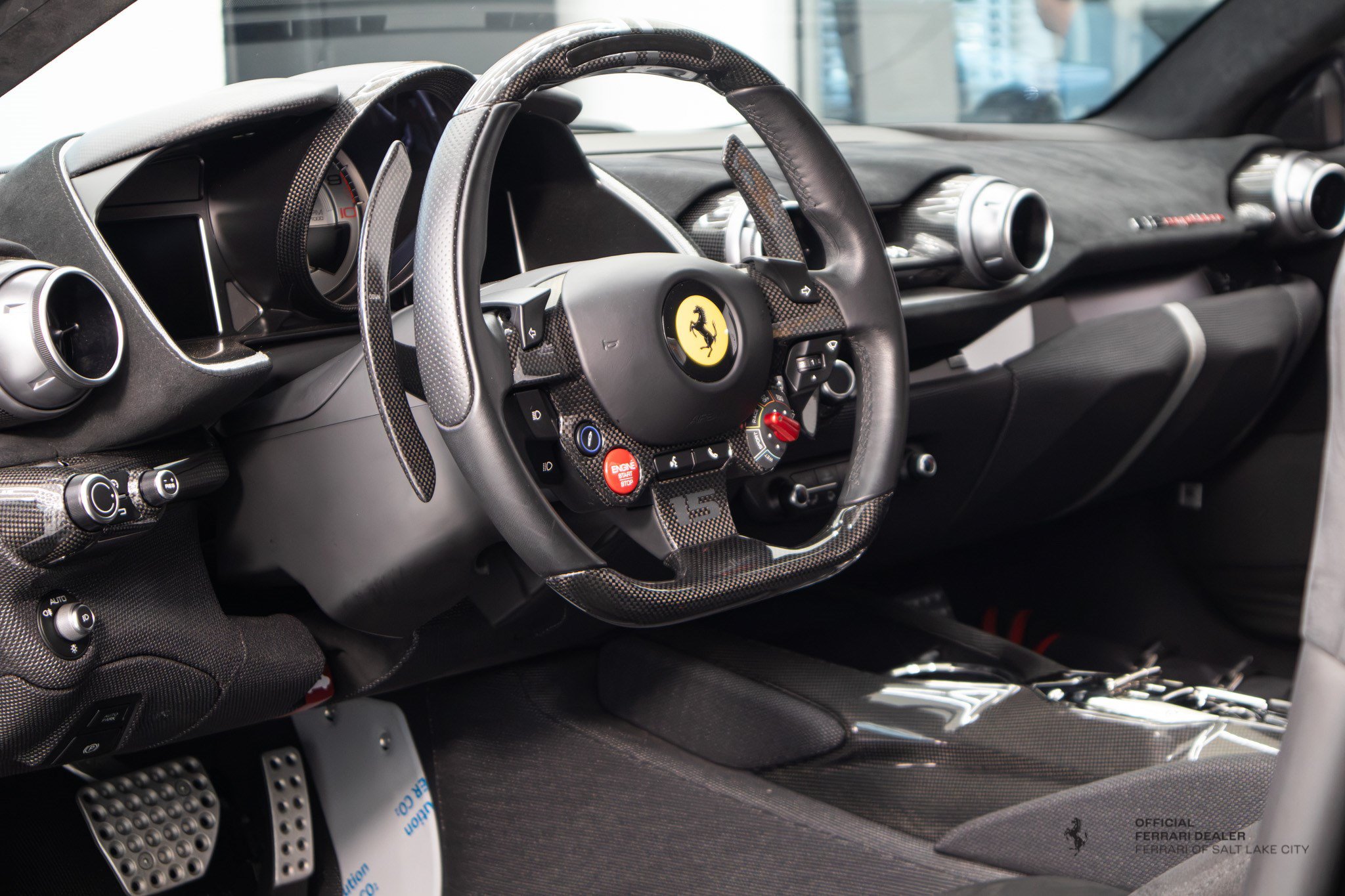 Used 2023 Ferrari 812 Competizione RWD image 19