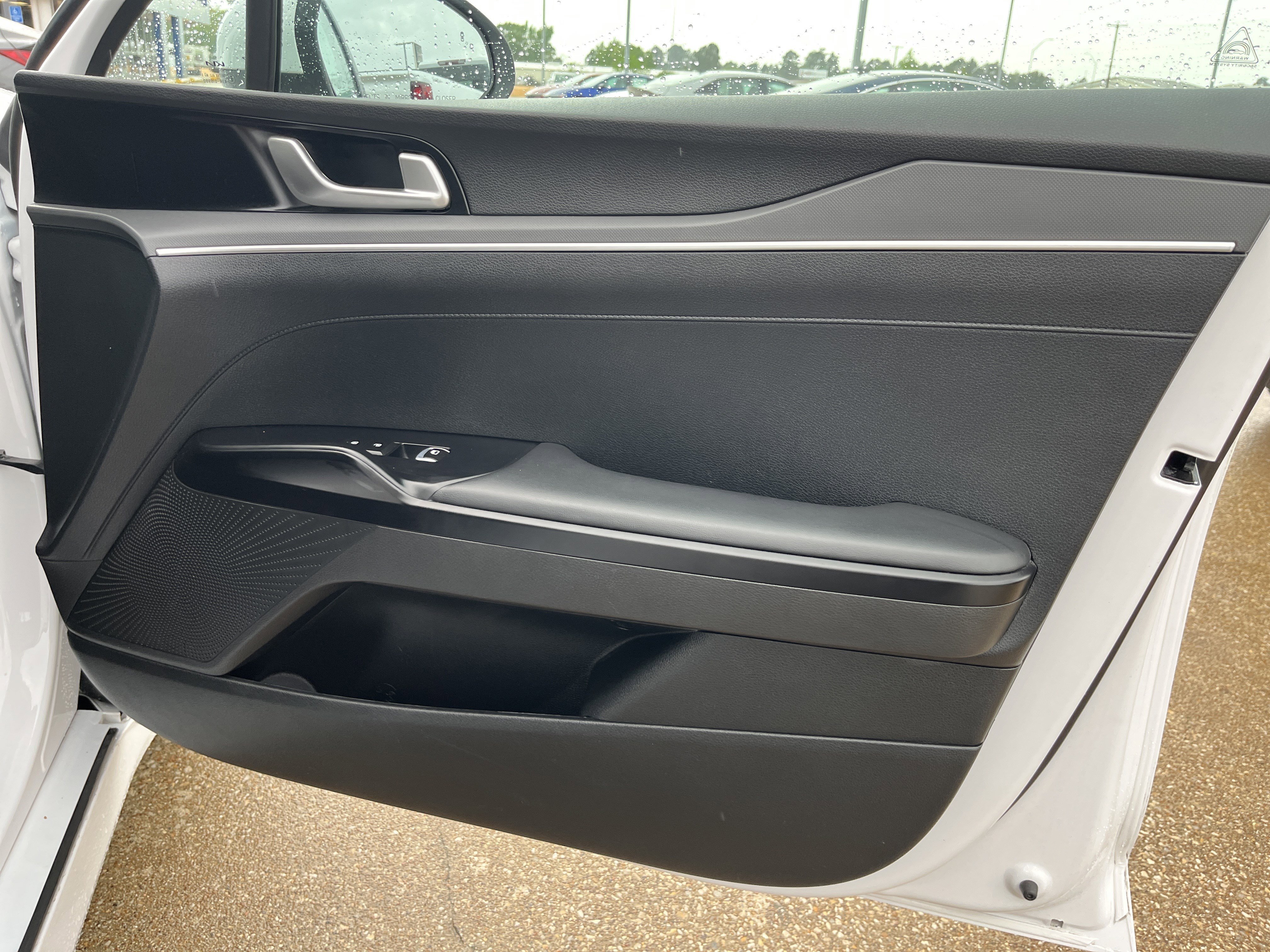 Used 2023 Kia K5 LXS image 22