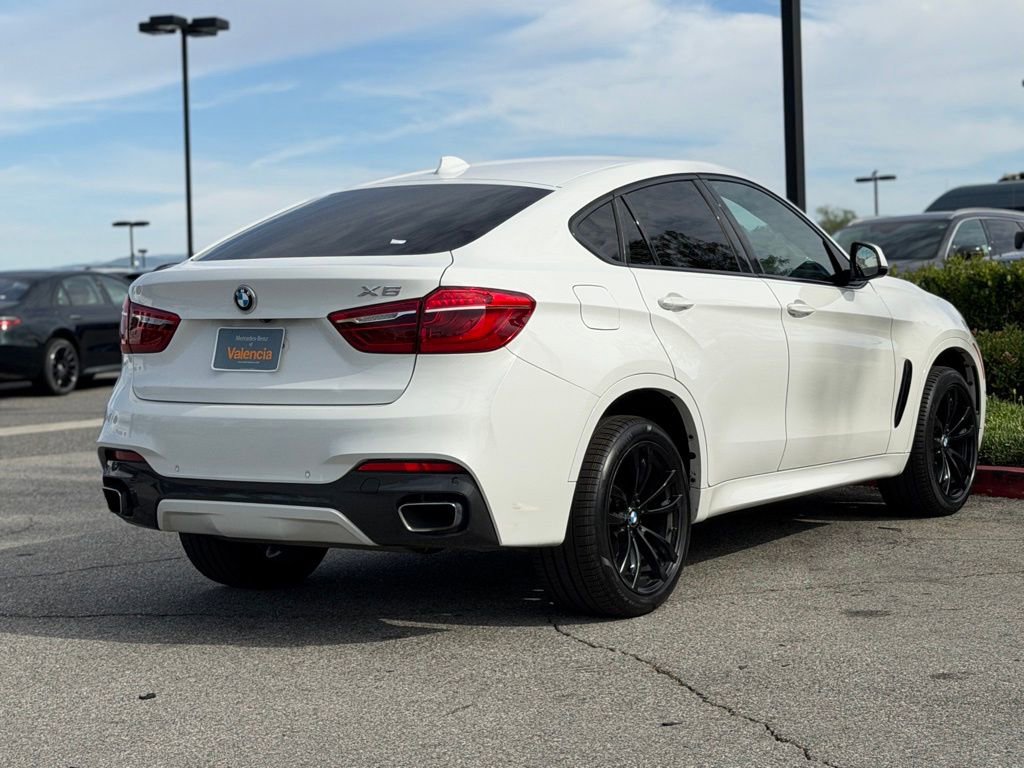 Used 2018 BMW X6 sDrive35i w/ M Sport Package image 8