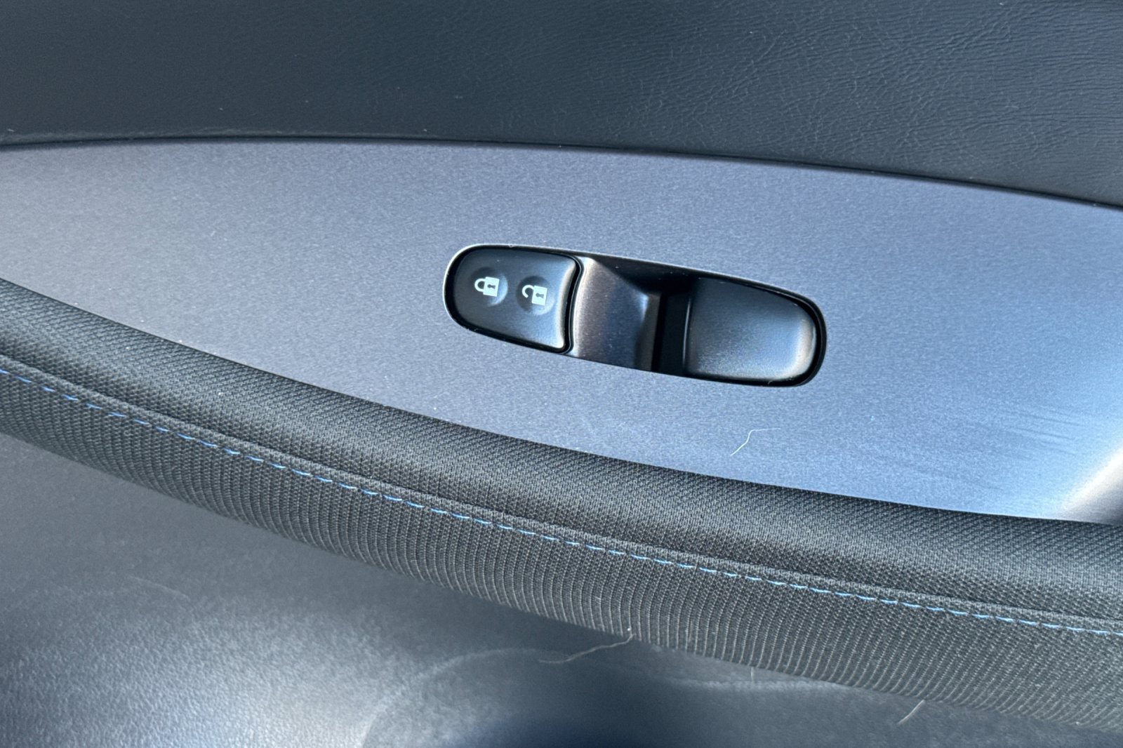 Certified 2025 Nissan Leaf S FWD image 23