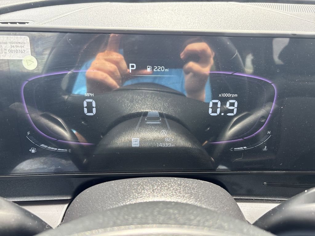 Used 2025 Kia Sportage EX w/ Premium Package FWD image 10