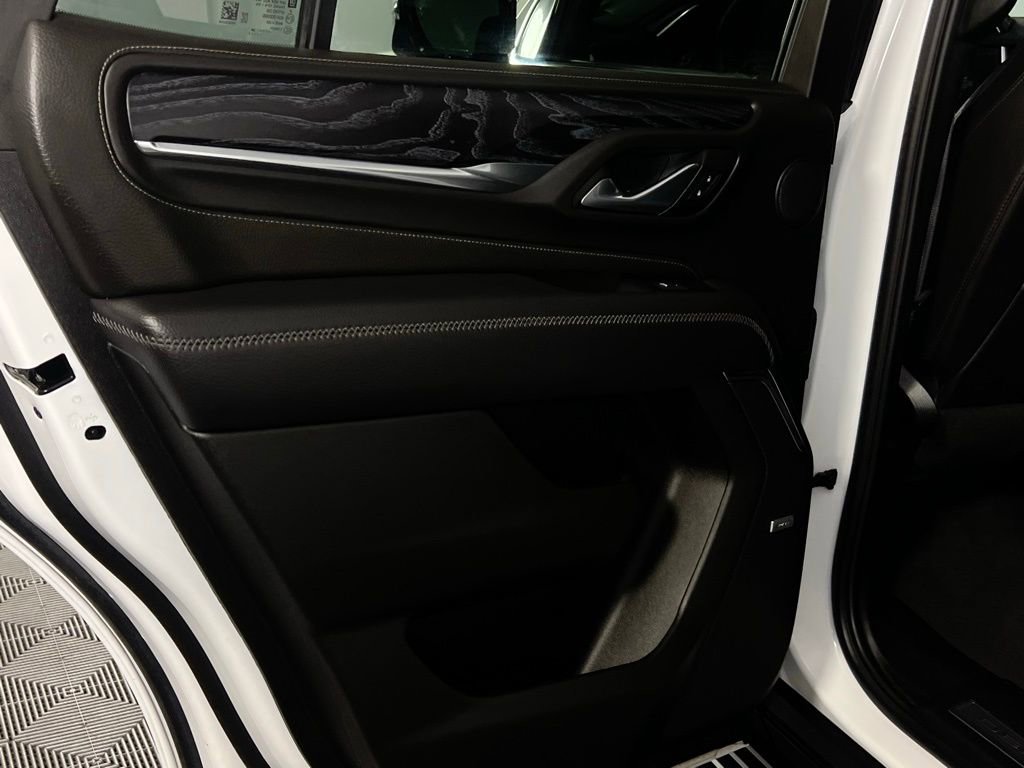 Used 2024 GMC Yukon Denali image 30