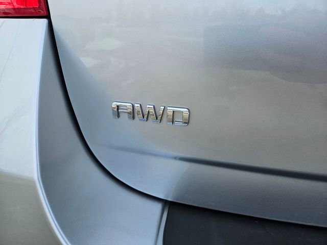 Used 2015 Chevrolet Equinox LT w/ Driver Convenience Package image 16