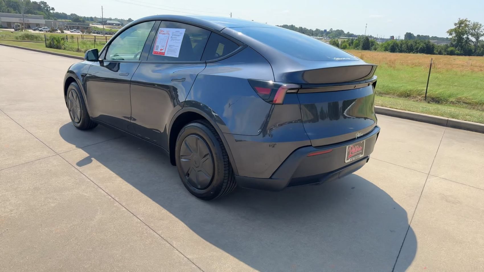 Used 2026 Tesla Model Y AWD image 5