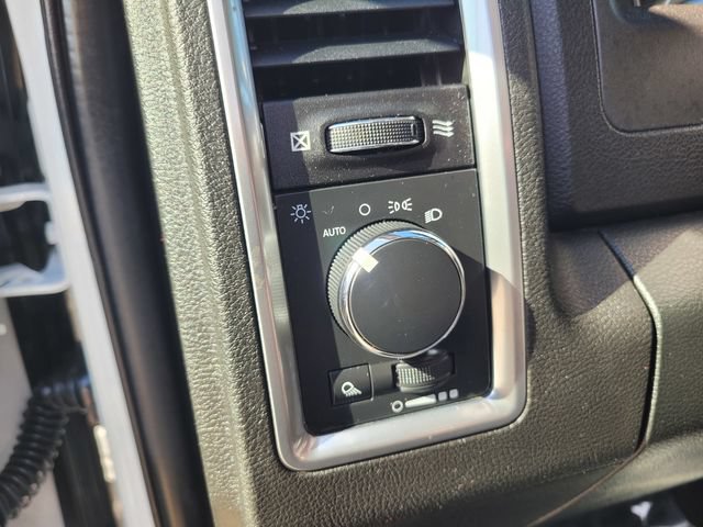 Used 2022 RAM 1500 Classic SLT w/ Electronics Group AWD/4WD image 19