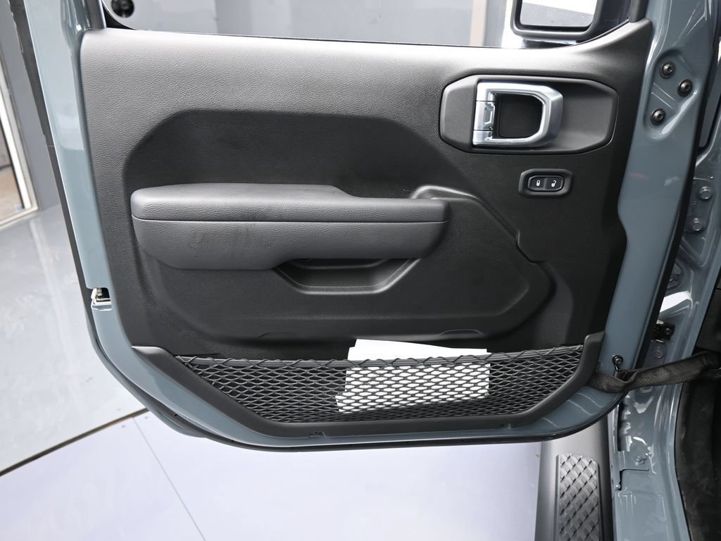 New 2026 Jeep Gladiator Sport AWD/4WD image 12