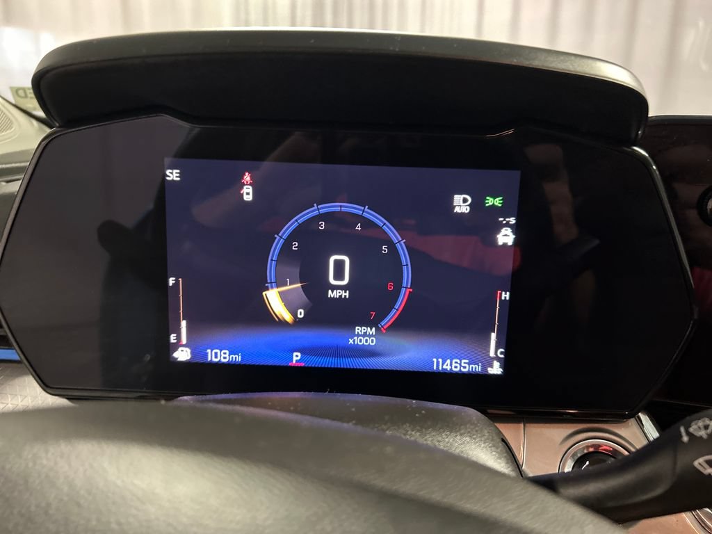Used 2025 Chevrolet Trax LT w/ Driver Confidence Package FWD image 14