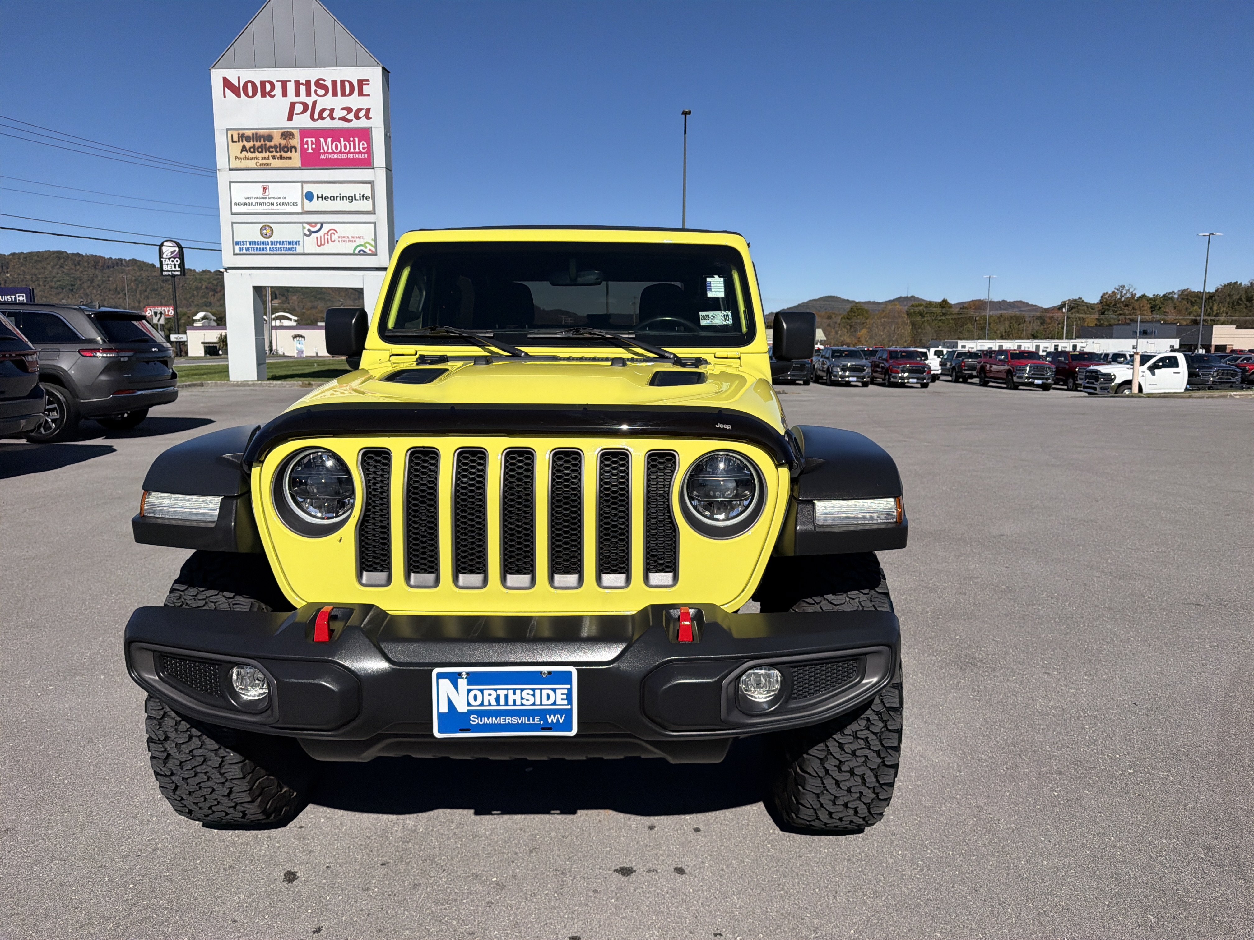 Used 2023 Jeep Wrangler Rubicon w/ LED Lighting Group AWD/4WD image 2