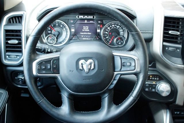 Used 2019 RAM 1500 Laramie AWD/4WD image 17
