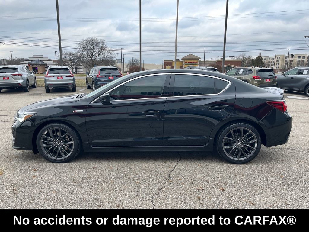 Used 2019 Acura ILX Technology & A-Spec Packages image 2