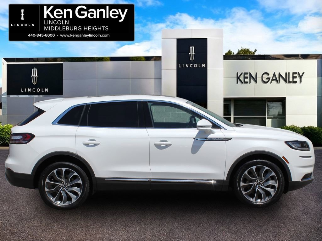 Used 2023 Lincoln Nautilus Reserve AWD/4WD image 8