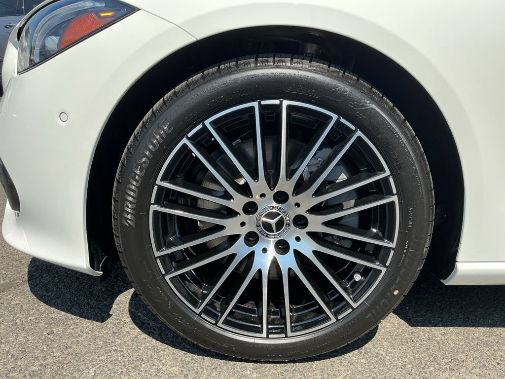 New 2026 Mercedes-Benz C 300 4MATIC Sedan image 2