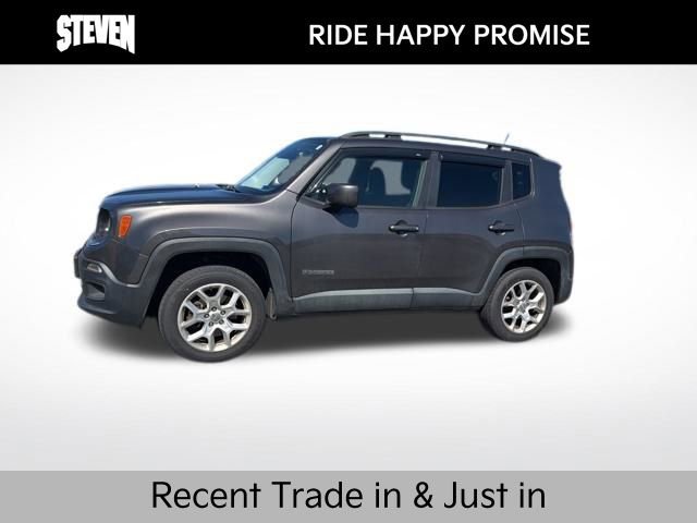 Used 2017 Jeep Renegade Latitude w/ Advanced Technology Group image 2