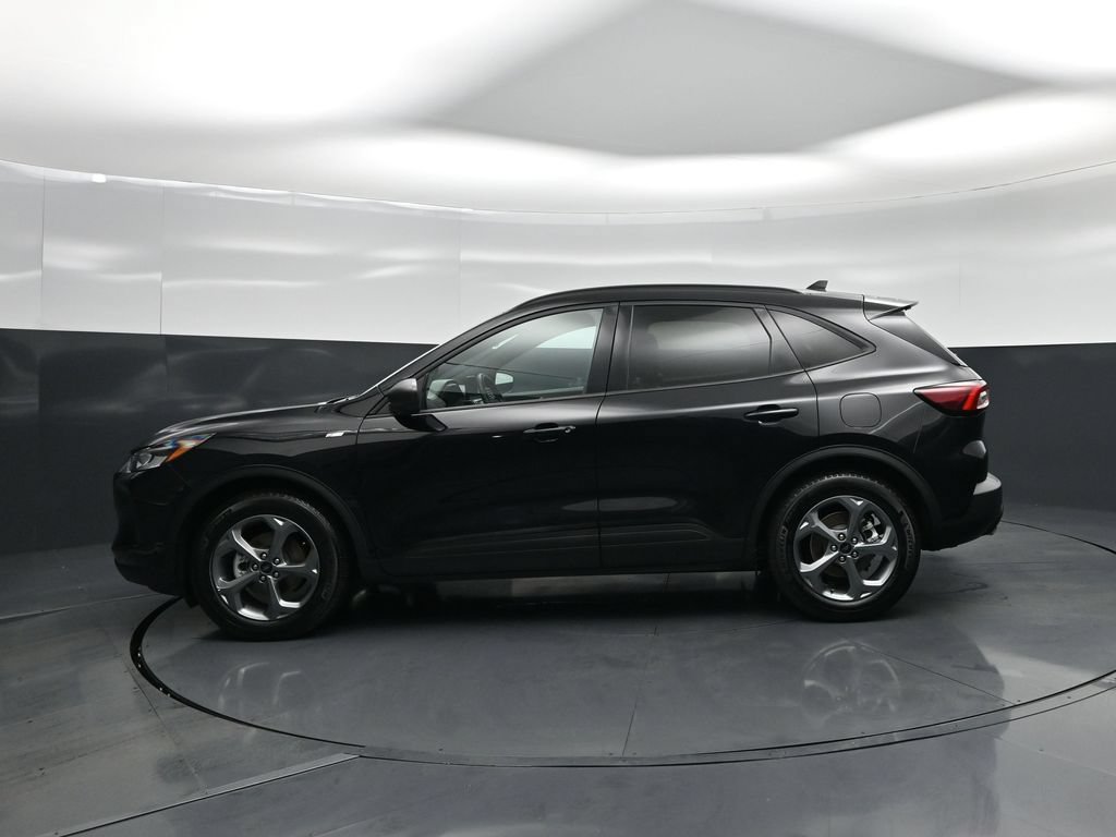 Certified 2025 Ford Escape ST-Line FWD image 26