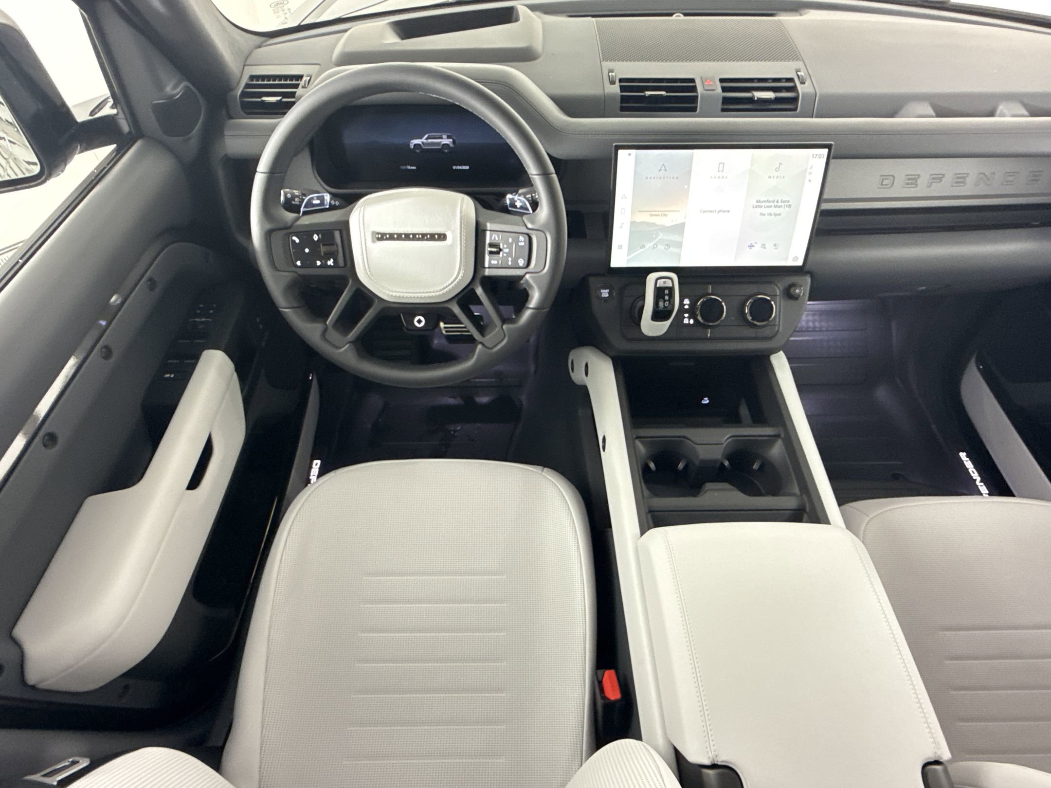 New 2026 Land Rover Defender 110 OCTA image 26