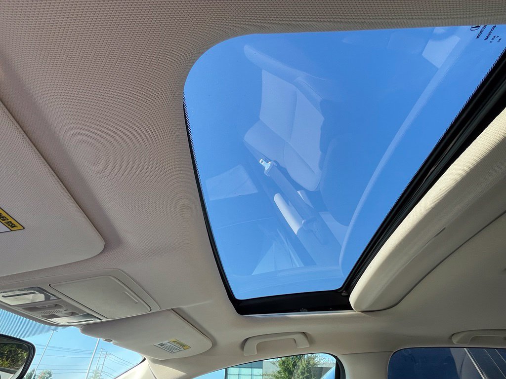 Used 2015 Honda CR-V EX image 9