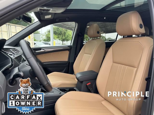 Used 2024 Volkswagen Tiguan SE R-Line FWD image 16