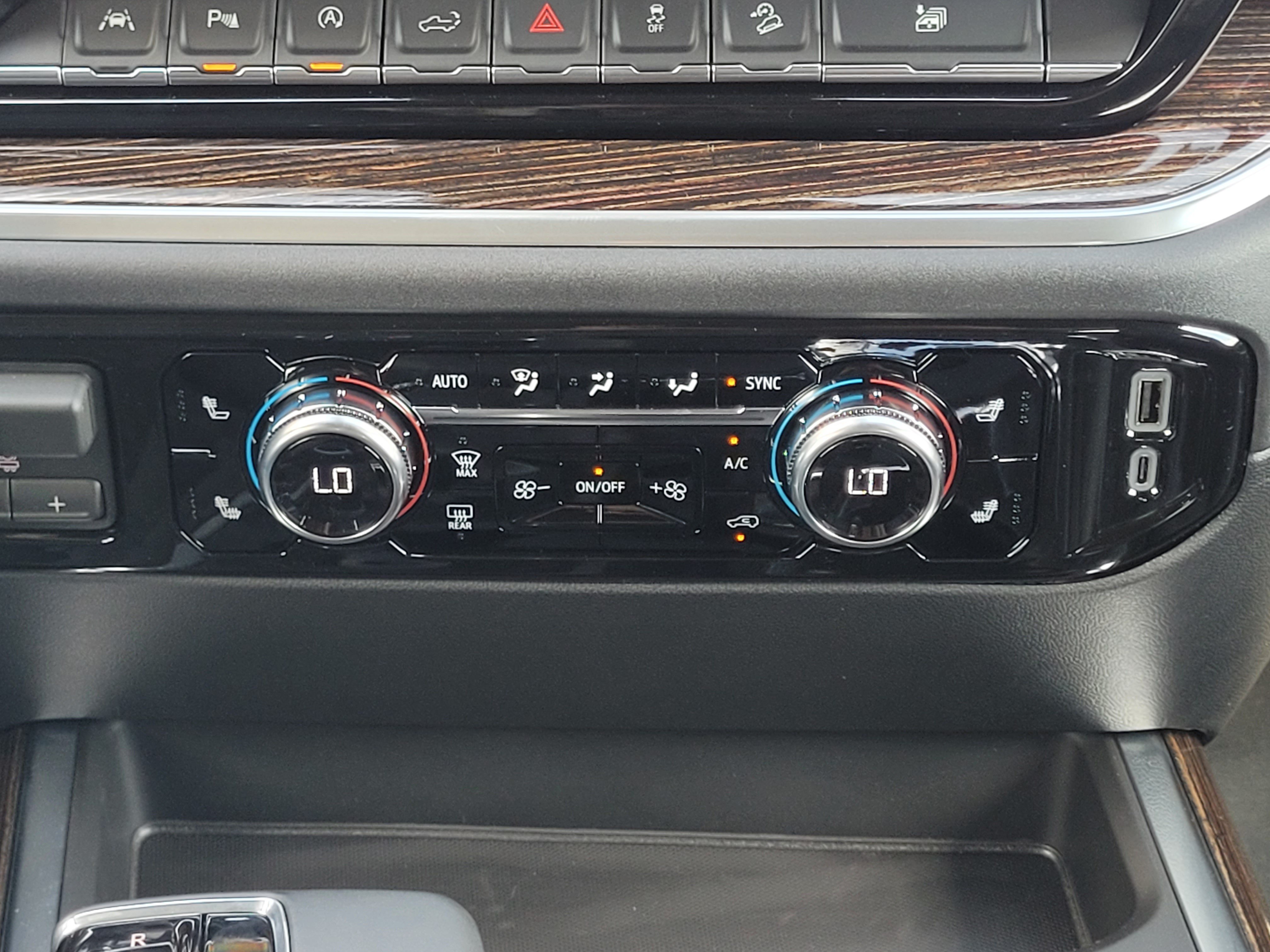 New 2026 GMC Sierra 1500 Elevation w/ Elevation Premium Package AWD/4WD image 15