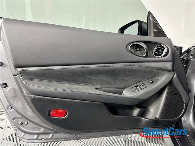 Used 2024 Nissan Z Performance w/ Floor Mat Package image 36