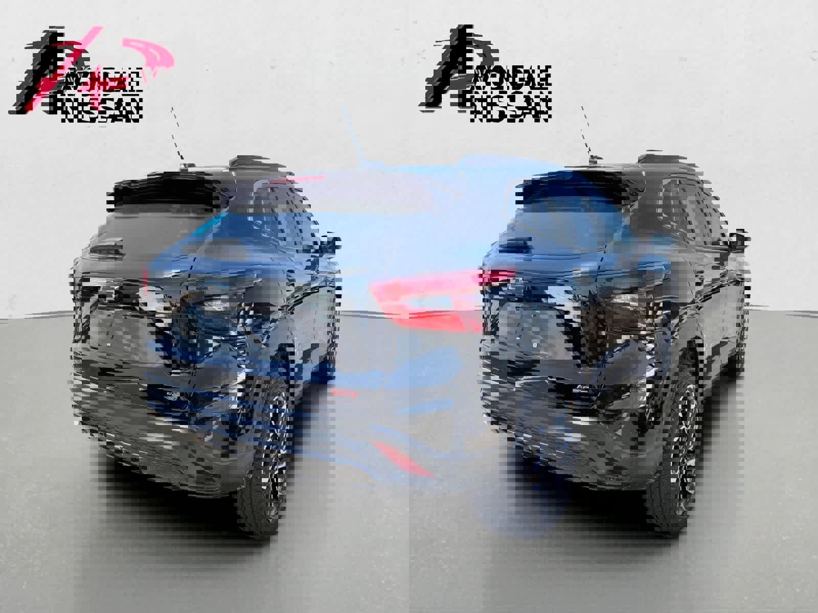 Used 2024 Chevrolet Trax RS w/ Driver Confidence Package FWD image 3