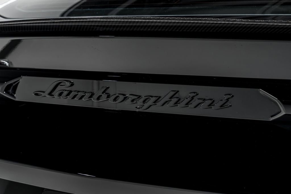 Used 2023 Lamborghini Urus Performante AWD/4WD image 61