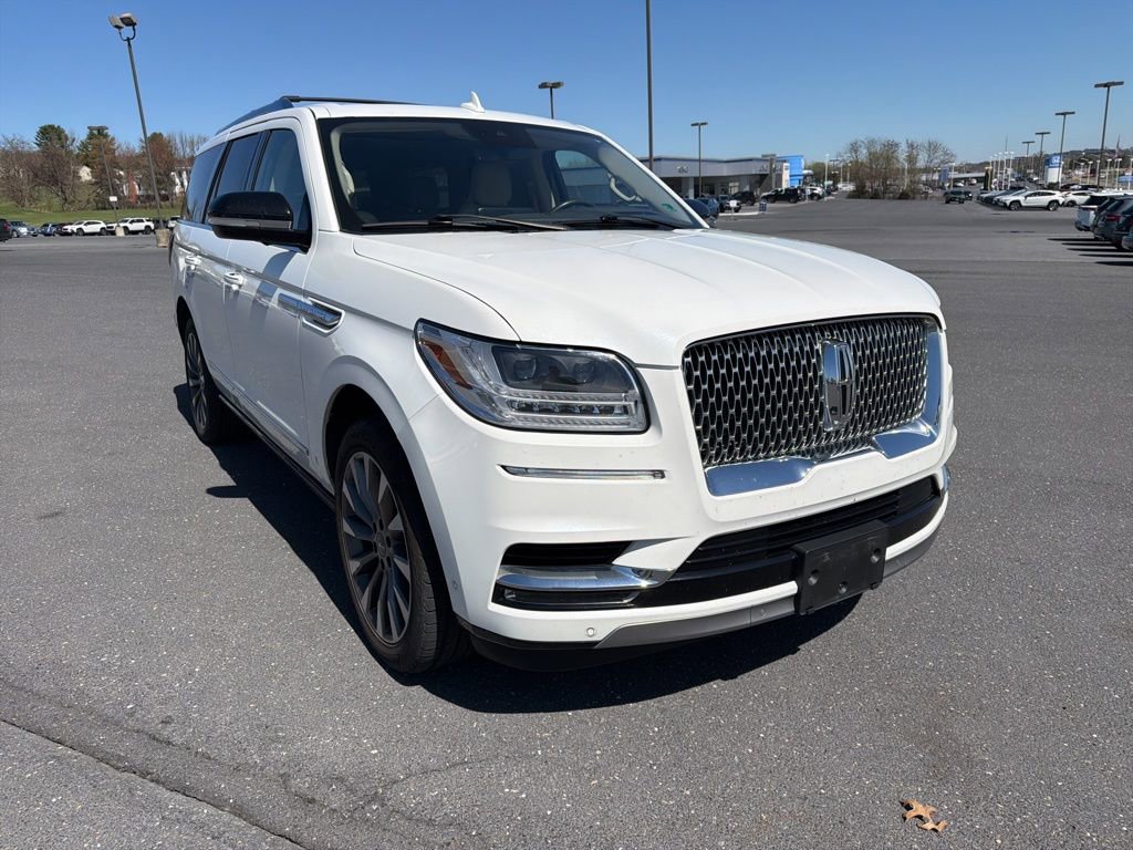 Certified 2021 Lincoln Navigator Reserve w/ Luxury Package image 7