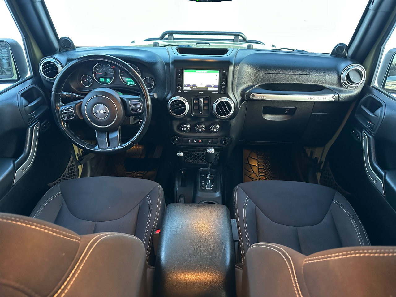 Used 2013 Jeep Wrangler Unlimited Sahara w/ Connectivity Group image 12