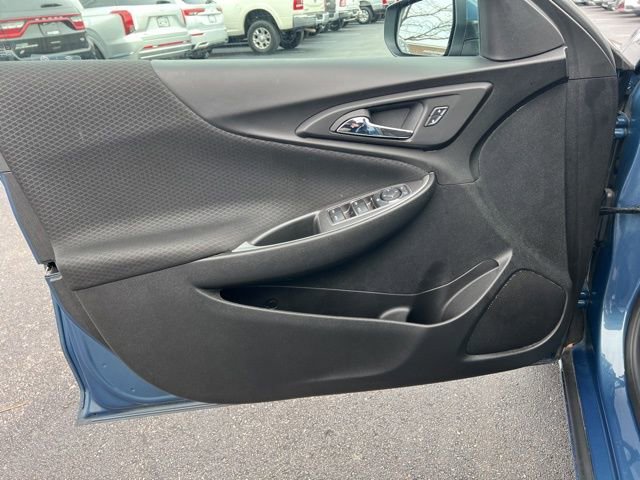 Used 2024 Chevrolet Malibu LT image 25