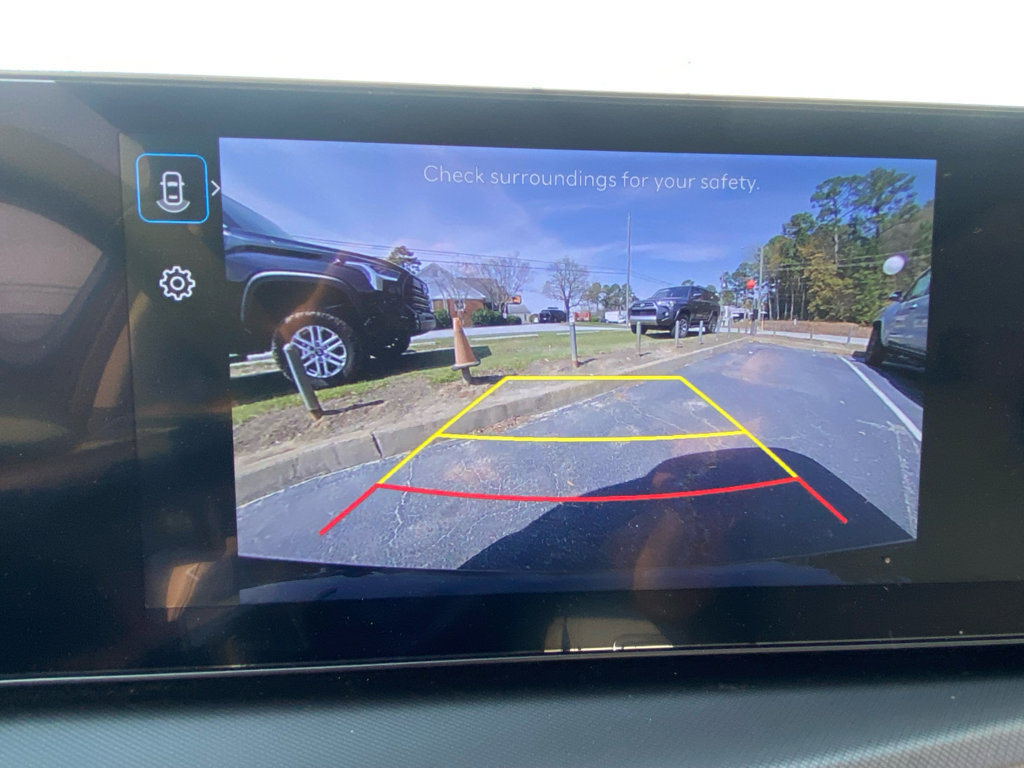 Used 2025 Hyundai Santa Fe SEL w/ Tow & Go Package image 22