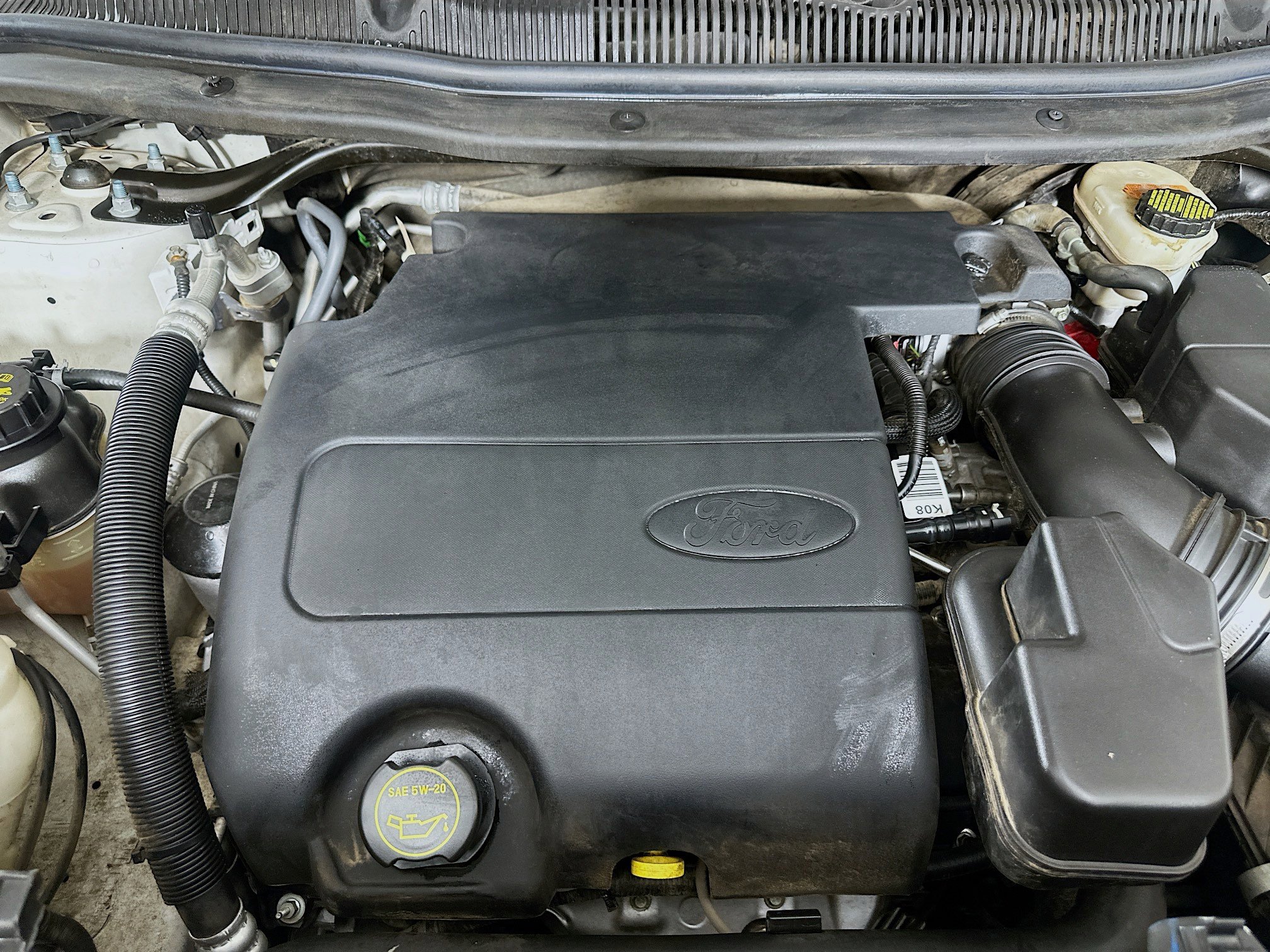 Used 2017 Ford Explorer XLT image 32