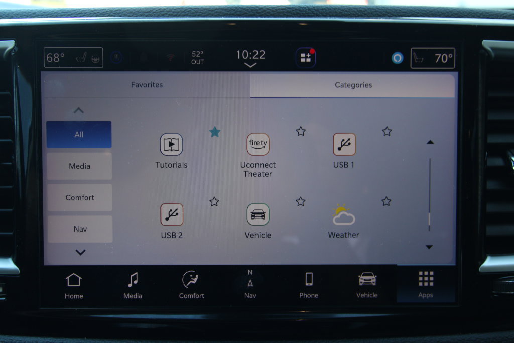 Used 2023 Chrysler Pacifica Limited w/ Uconnect Theater Family Group AWD/4WD image 41