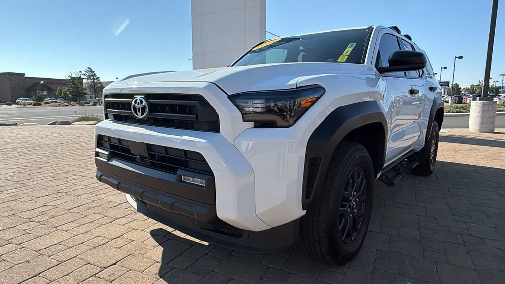 Used 2025 Toyota 4Runner SR5 AWD/4WD image 7