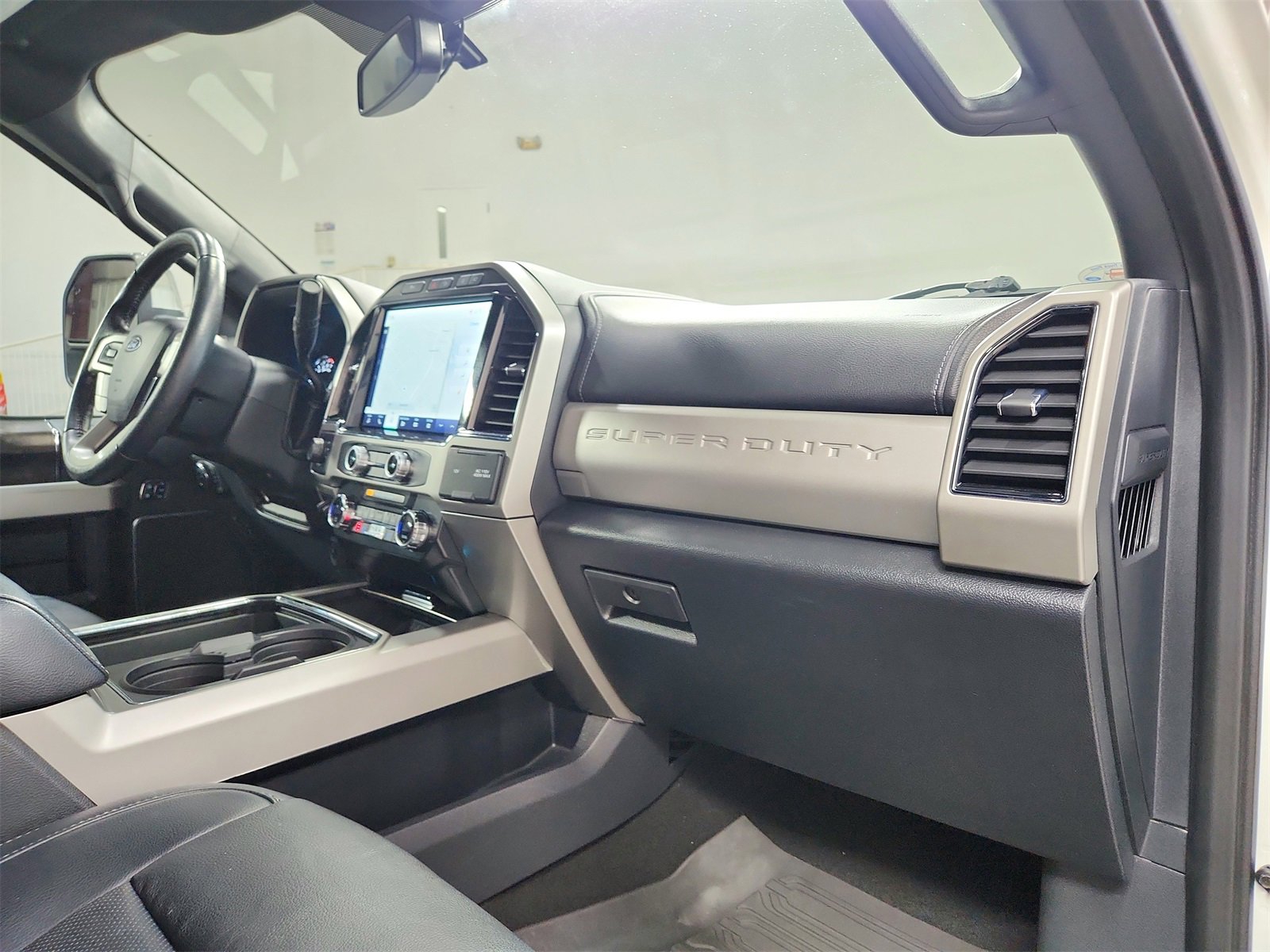 Used 2022 Ford F250 Lariat w/ Lariat Ultimate Package image 39