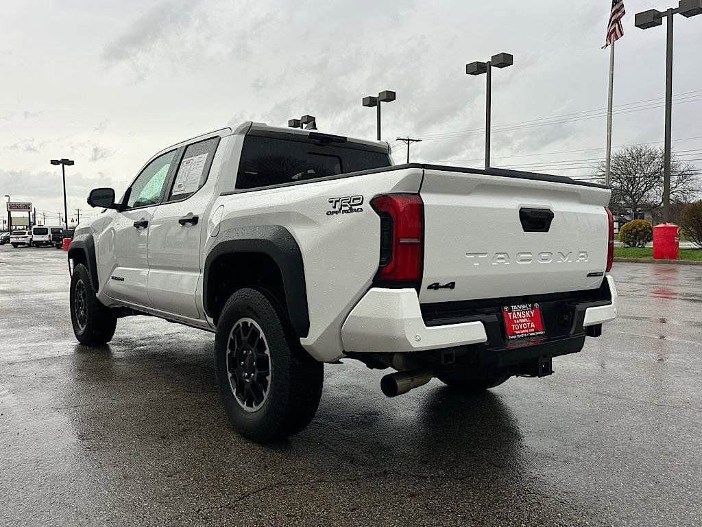 Certified 2024 Toyota Tacoma TRD Off-Road w/ TRD Off Road Premium Package image 3