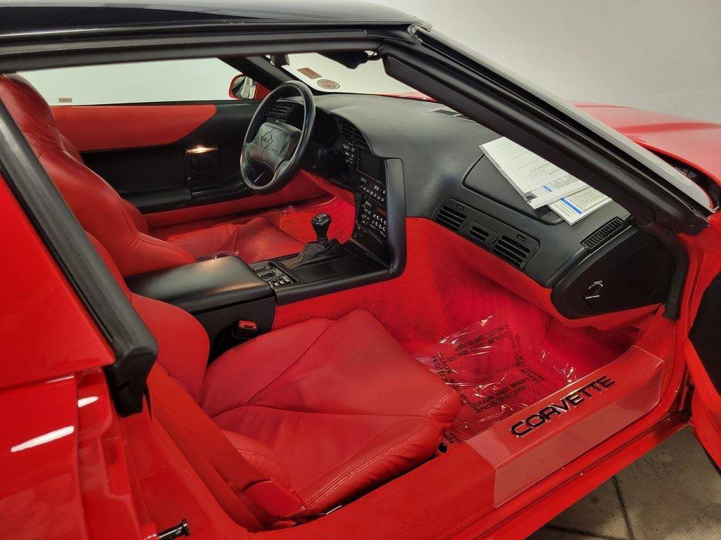 Used 1995 Chevrolet Corvette ZR1 image 19