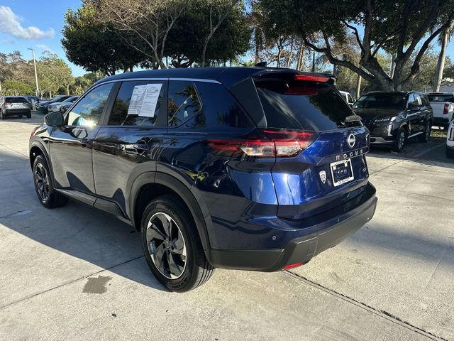 Used 2024 Nissan Rogue SV image 31