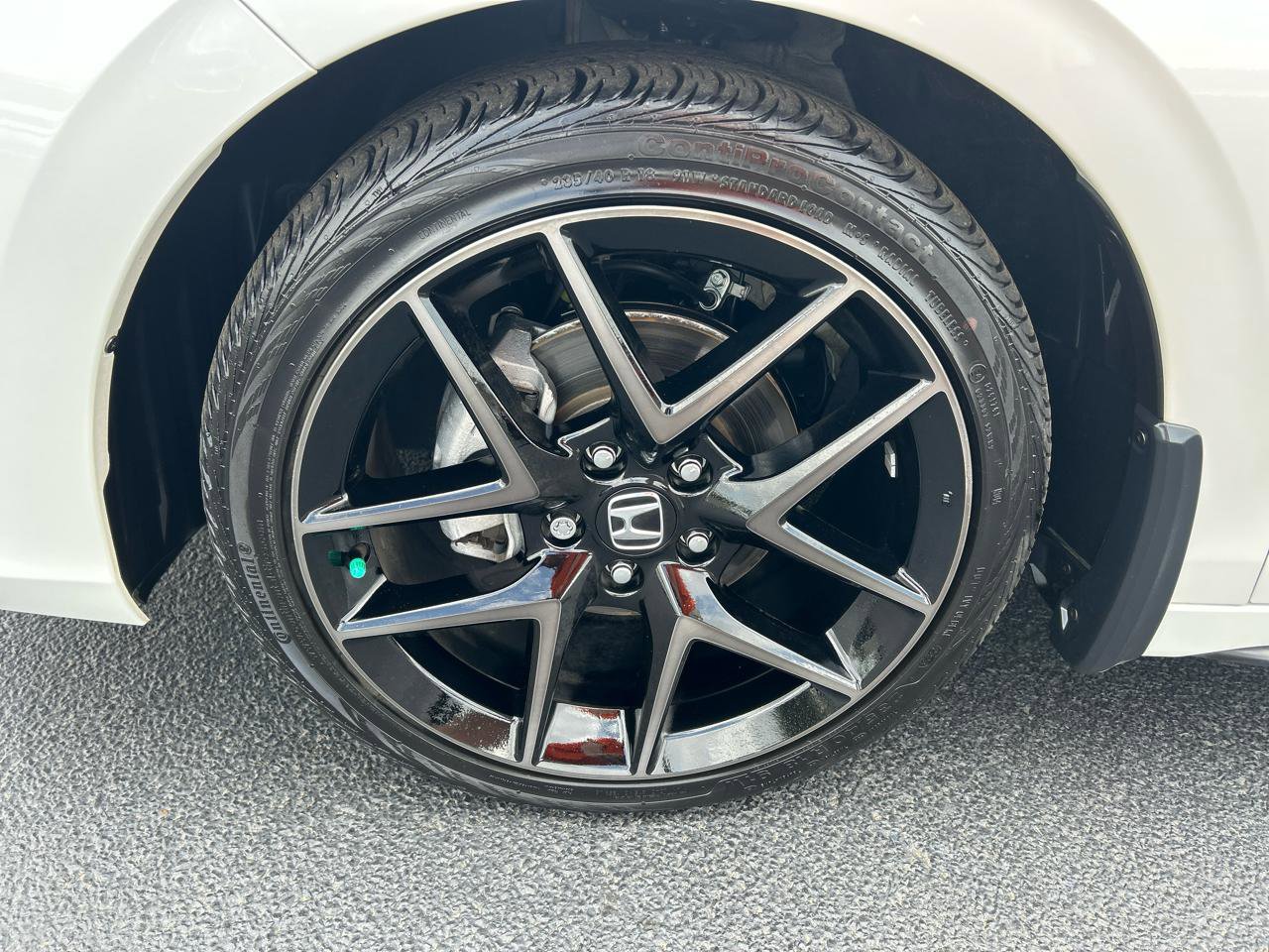 Used 2024 Honda Civic Sport Touring image 10