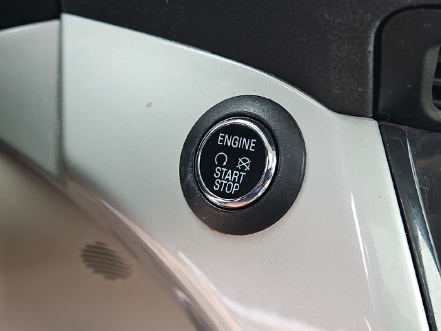 Used 2014 Ford C-MAX Energi SEL w/ Equipment Group 302A FWD image 20