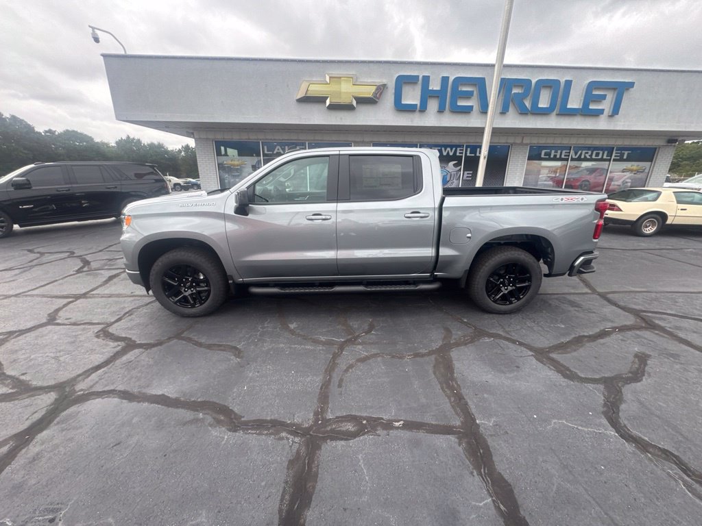 New 2026 Chevrolet Silverado 1500 RST w/ RST Select Package AWD/4WD image 4