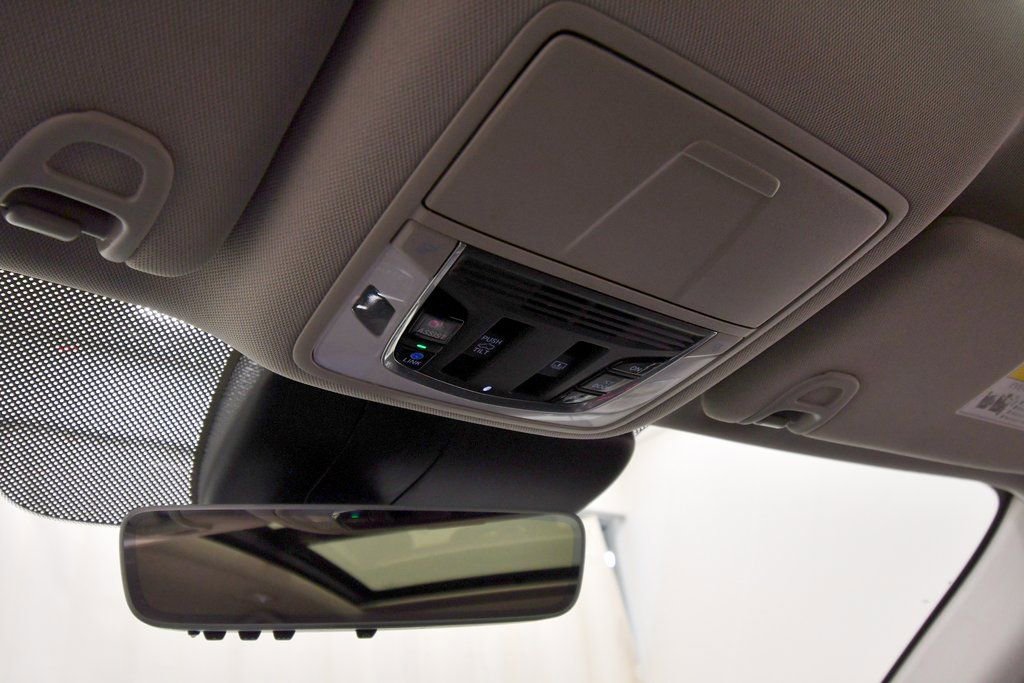 Used 2021 Acura RDX w/ Technology Package image 29