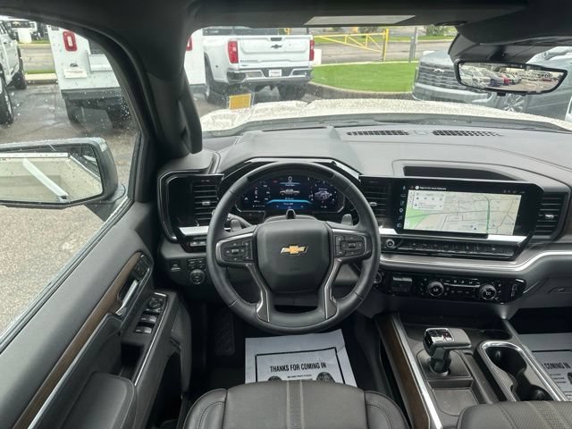Used 2026 Chevrolet Silverado 1500 High Country w/ Technology Package AWD/4WD image 27