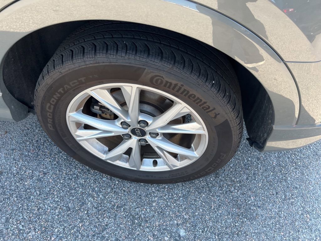 Used 2024 Audi Q3 2.0T Premium image 36