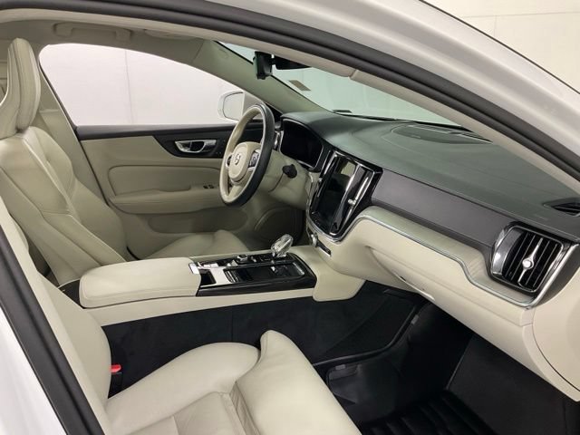Used 2021 Volvo S60 T8 Inscription w/ Climate Package AWD/4WD image 32