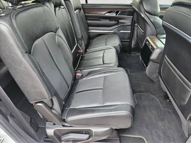 Used 2024 Jeep Grand Wagoneer Series I w/ HD Trailer Tow Package image 18