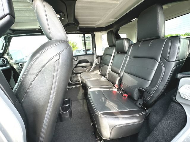 Used 2018 Jeep Wrangler Unlimited Sahara AWD/4WD image 26