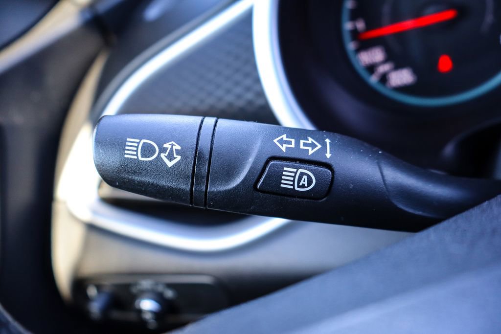 Used 2023 Chevrolet Malibu LT image 27